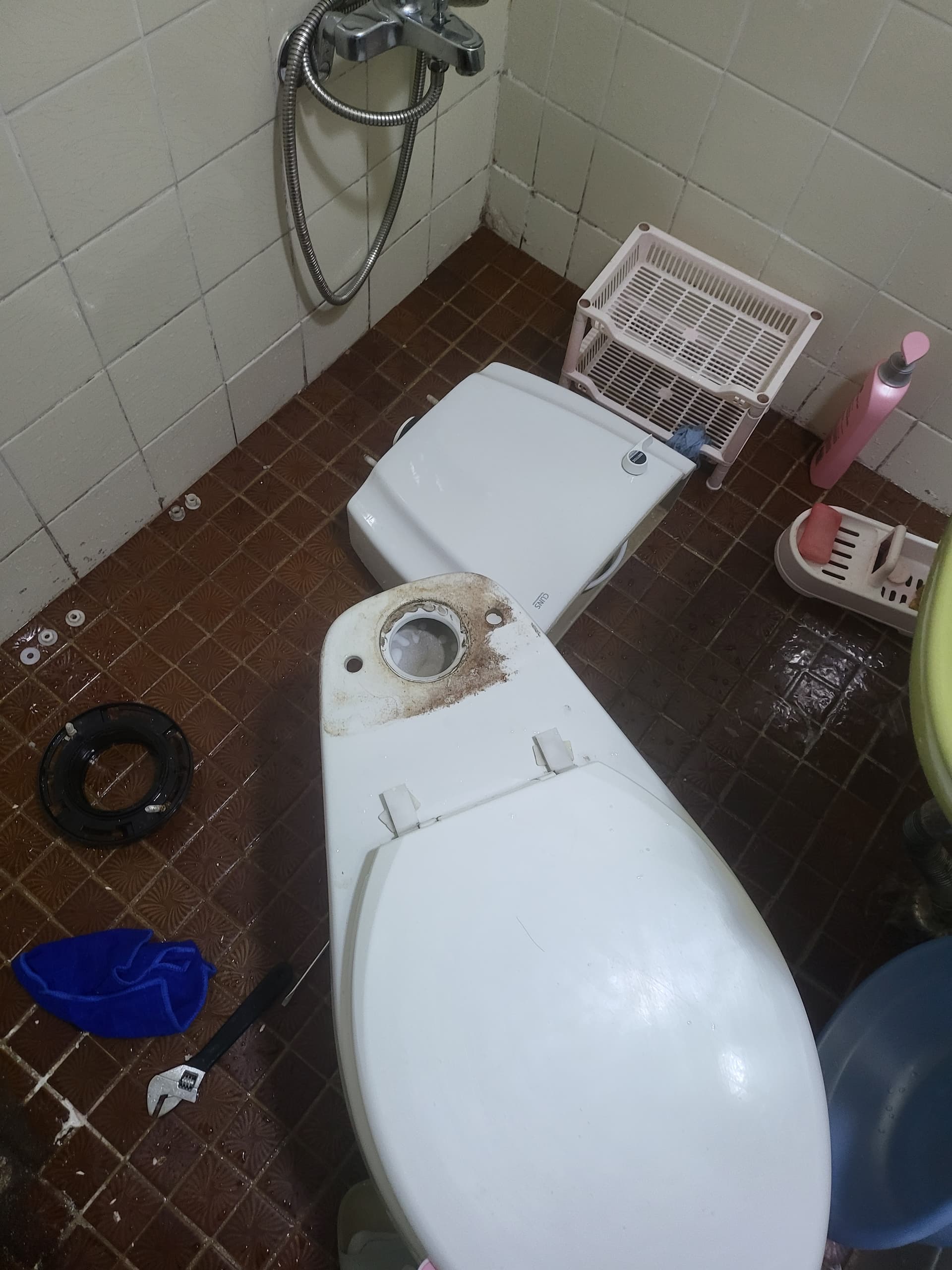 [남원시] 왕정동 배관청소 - 수영장 탈의실, 끔찍했던 배수 불량 완벽 해결!