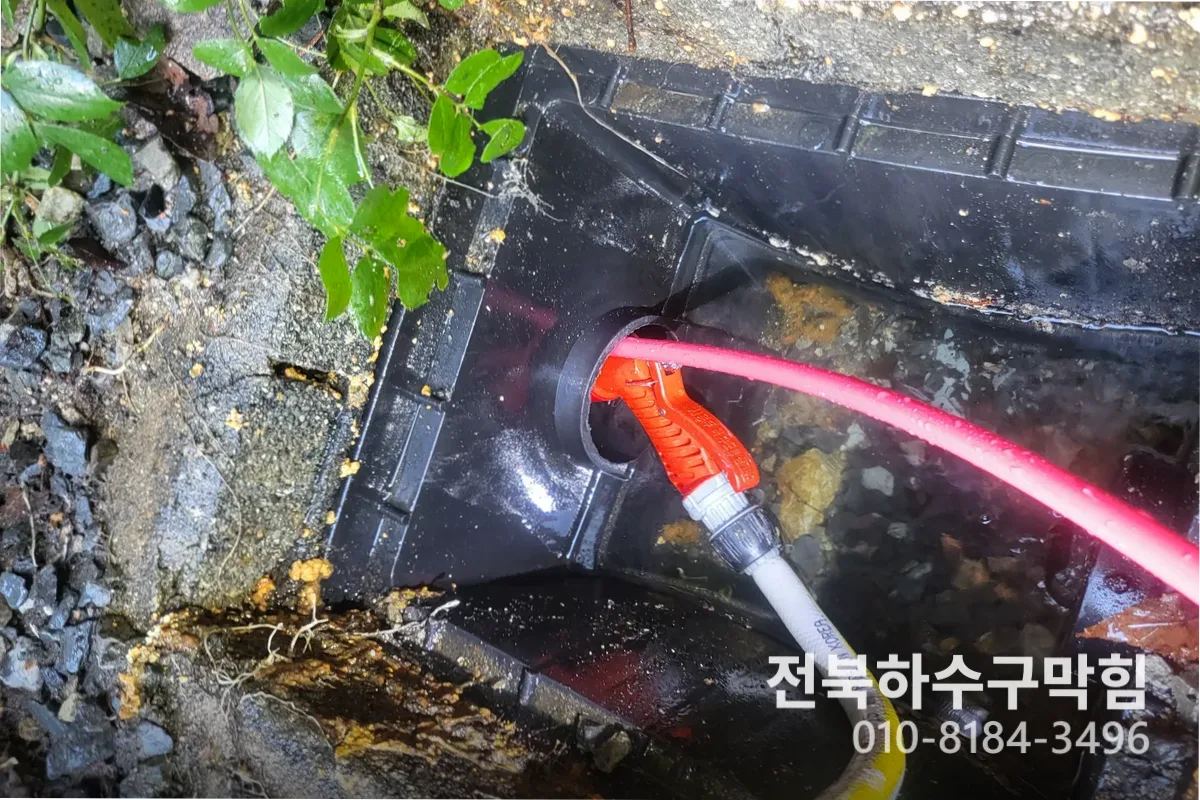 전주시 송천동 에어컨배관세척 작업 전 배관 상태 진단 (에어컨곰팡이)