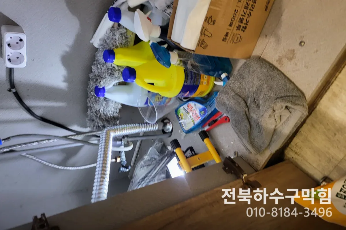군산시 수송동 배수구막힘 작업 완료 후 정상 배수 확인 (5번)