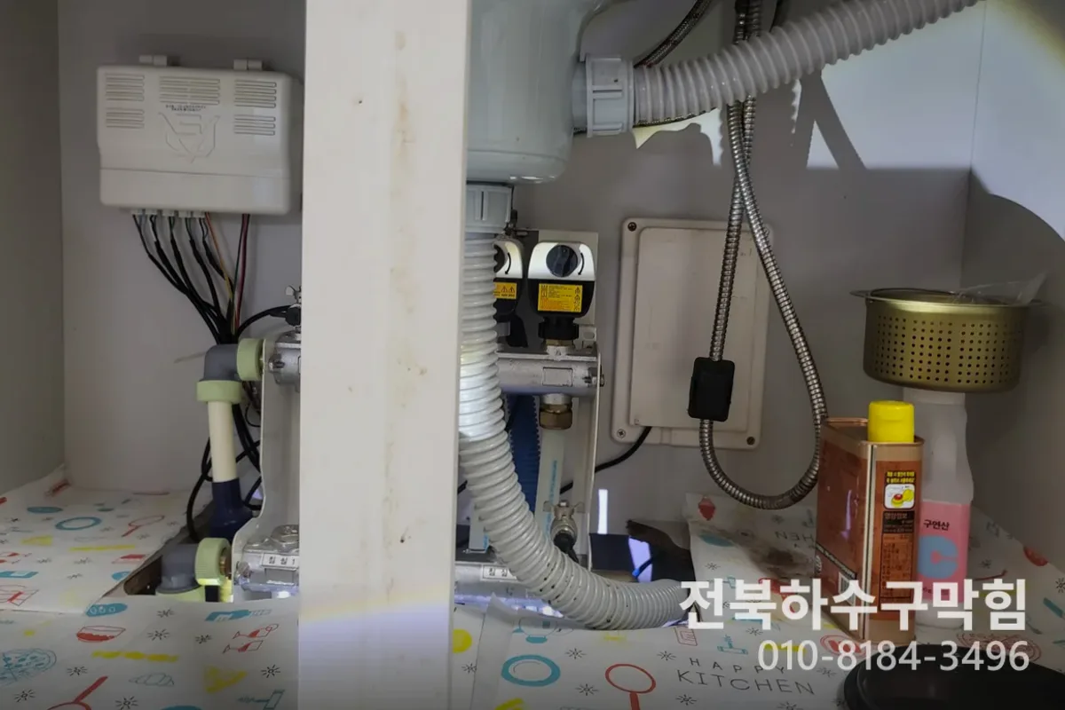 군산시 나운동 하수구막힘 하수구청소가격 작업 완료 후 정상 배수 확인 (나운동주말하수구)