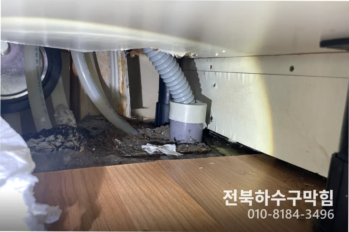 익산시 영등동 하수구막힘 작업 완료 후 정상 배수 확인 (하수구출장)