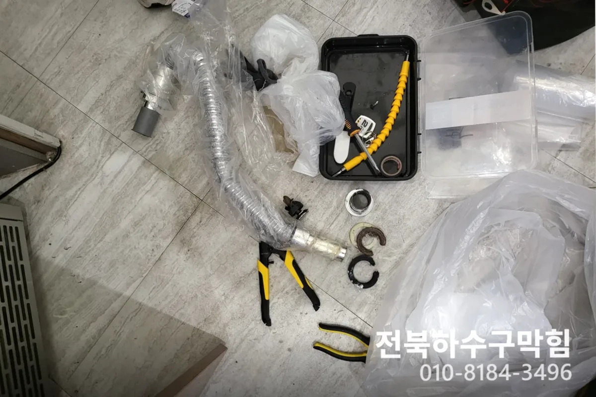 전주시 효자동 하수구막힘 하수구역류 전문 장비 투입 작업 중 (15년)