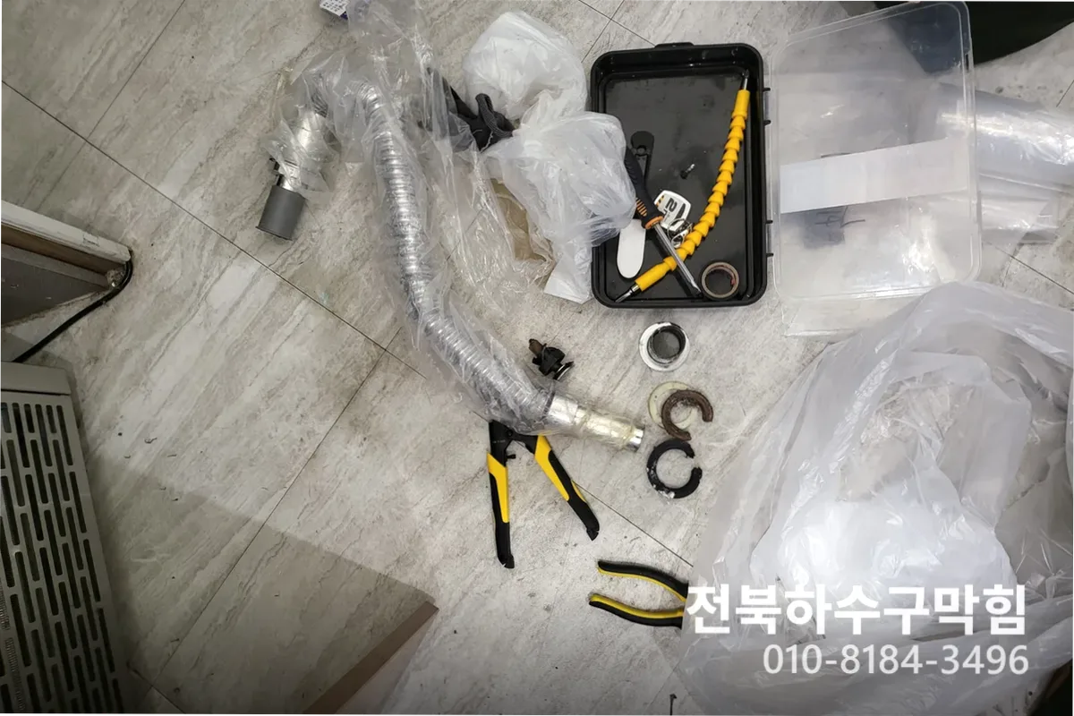 전주시 효자동 하수구막힘 작업 완료 후 정상 배수 확인 (100)