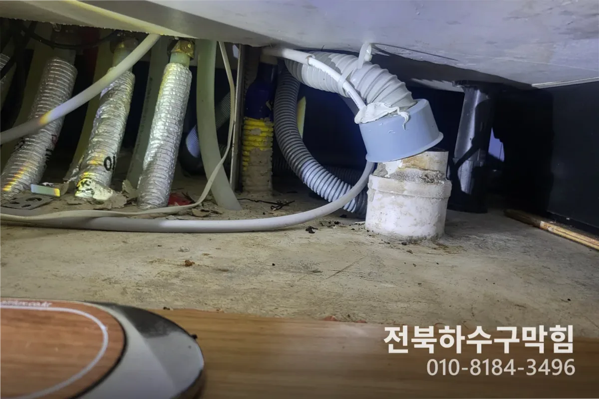 진안군 배관수리 작업 완료 후 정상 배수 확인 (진안)