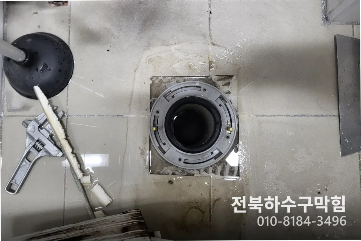 전주시 송천동 싱크대막힘 24시싱크대뚫기 작업 전 배관 상태 진단 (24시싱크대뚫기부터)
