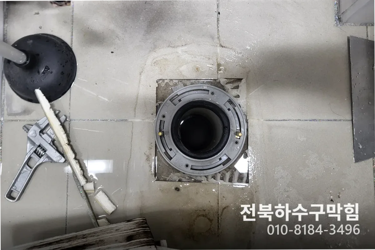 전주시 서신동 변기막힘 작업 전 배관 상태 진단 (서신동변기뚫어주는곳)